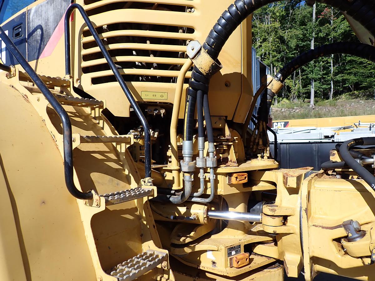 Used 2011 CAT 740 Articulated Haul Truck 7900 HOURS!