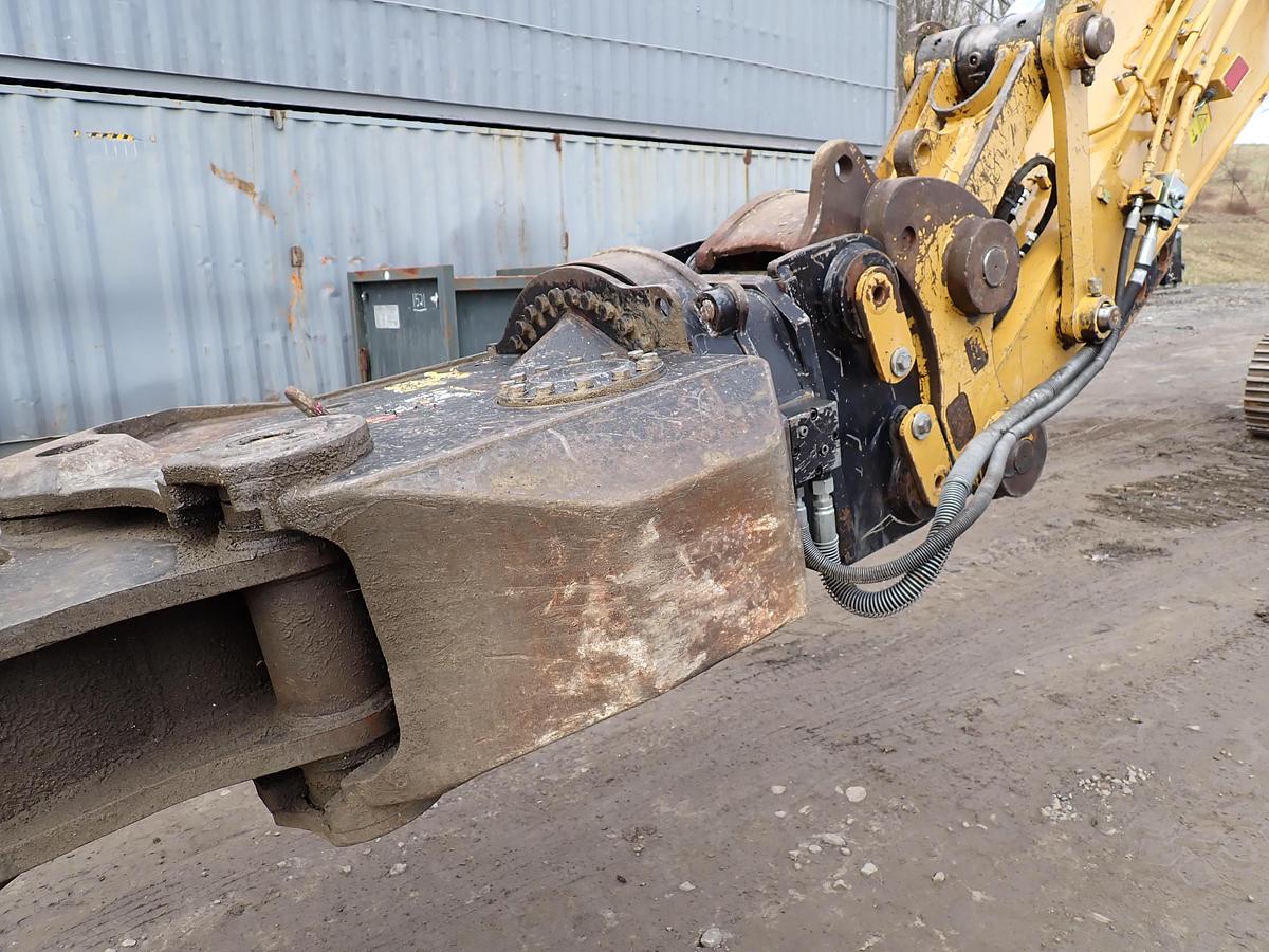 Used 2016 CAT MP318 Multiprocessor Concrete Shear