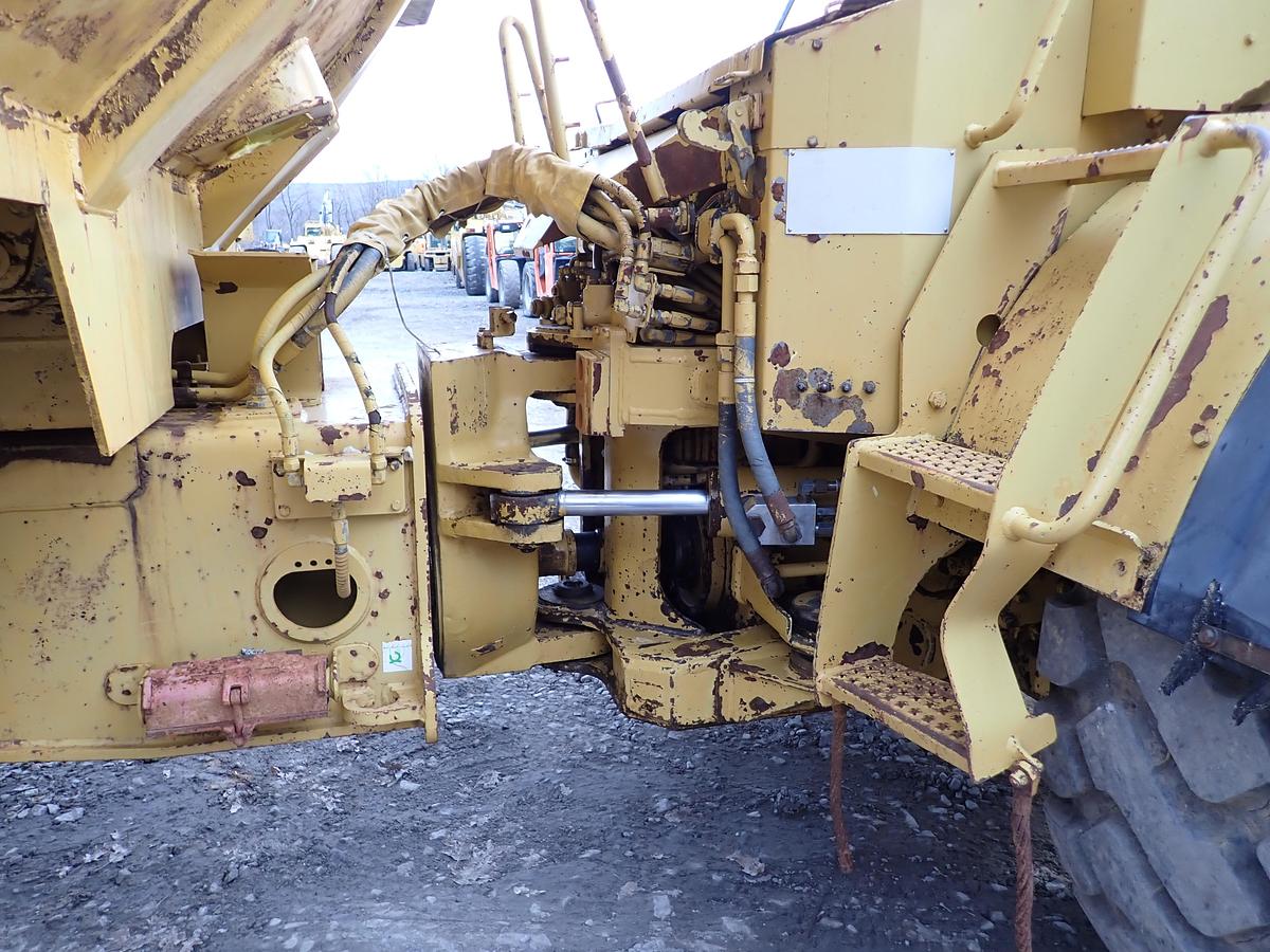 Used 1995 CAT D25D 25 Ton Articulated Haul Truck