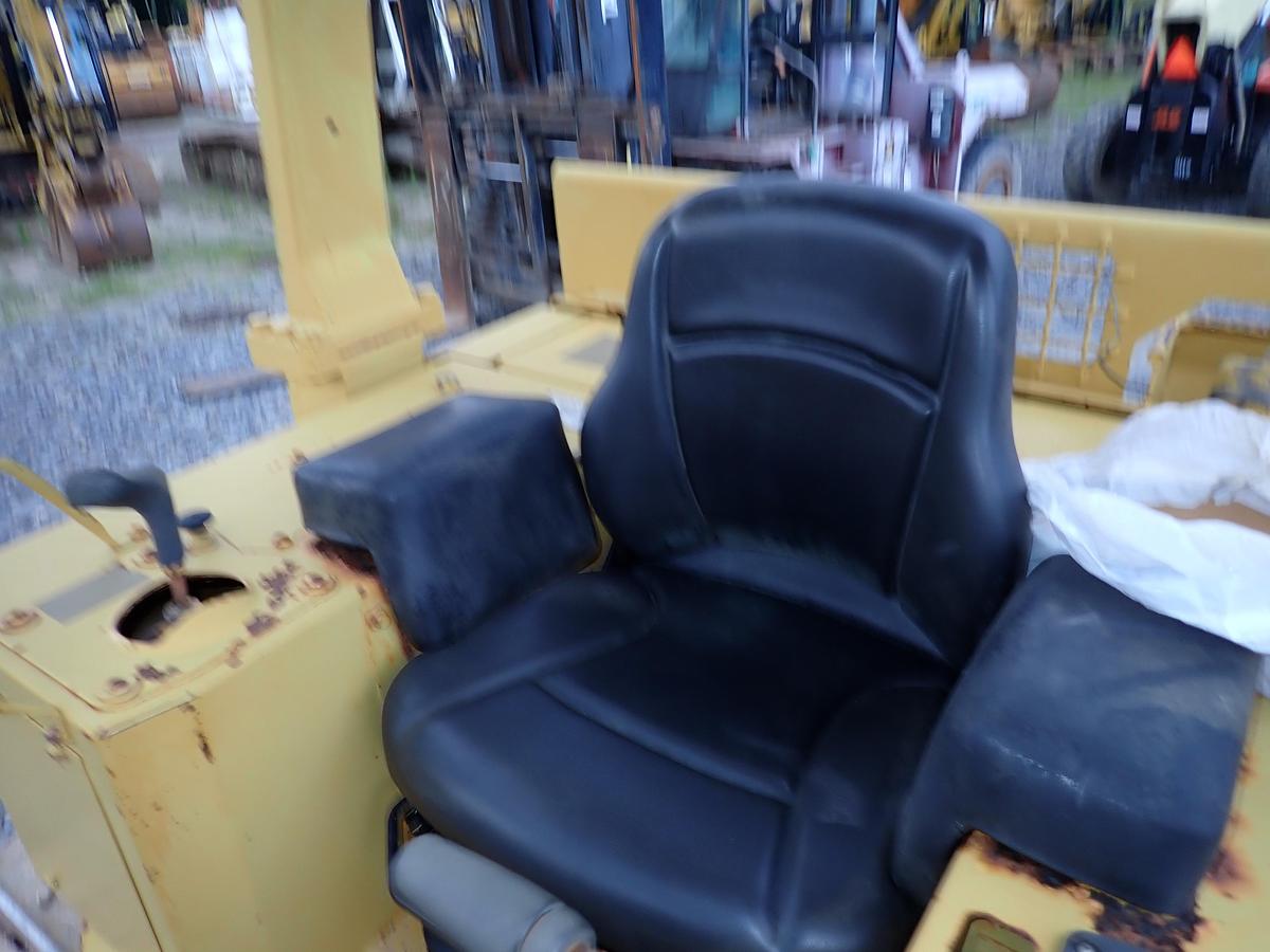 Used 1989 CAT D4H Series II Crawler Dozer 