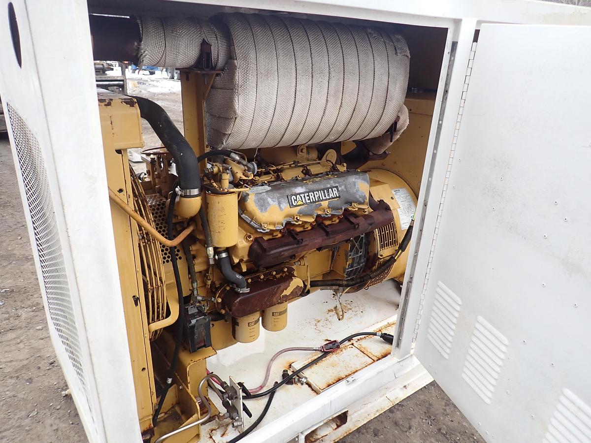 Used 1999 CAT SR4B 175 KW Generator Set