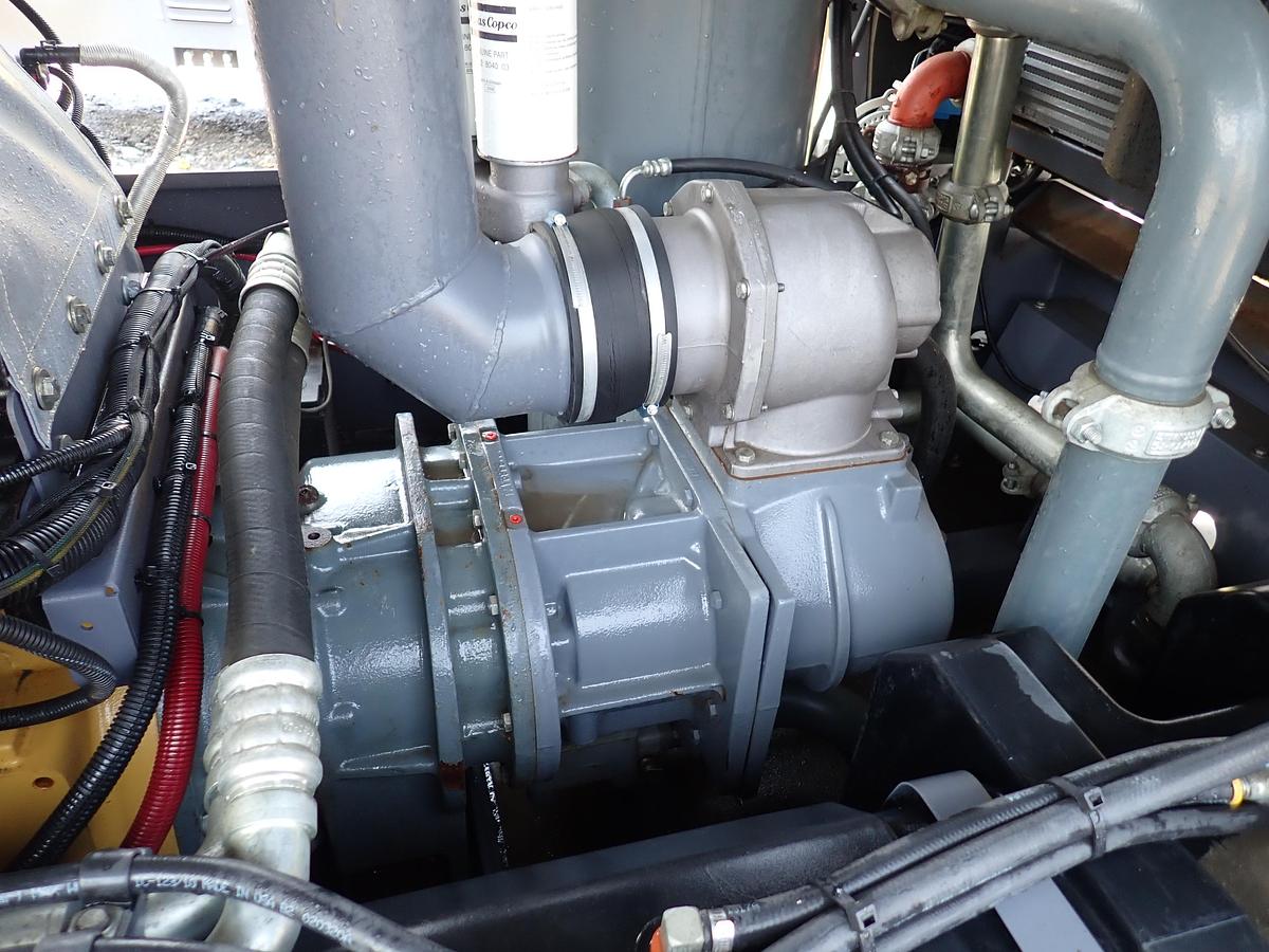 Used 2020 Atlas Copco XAS950CD8 950 CFM Air Compressor 842 HOURS