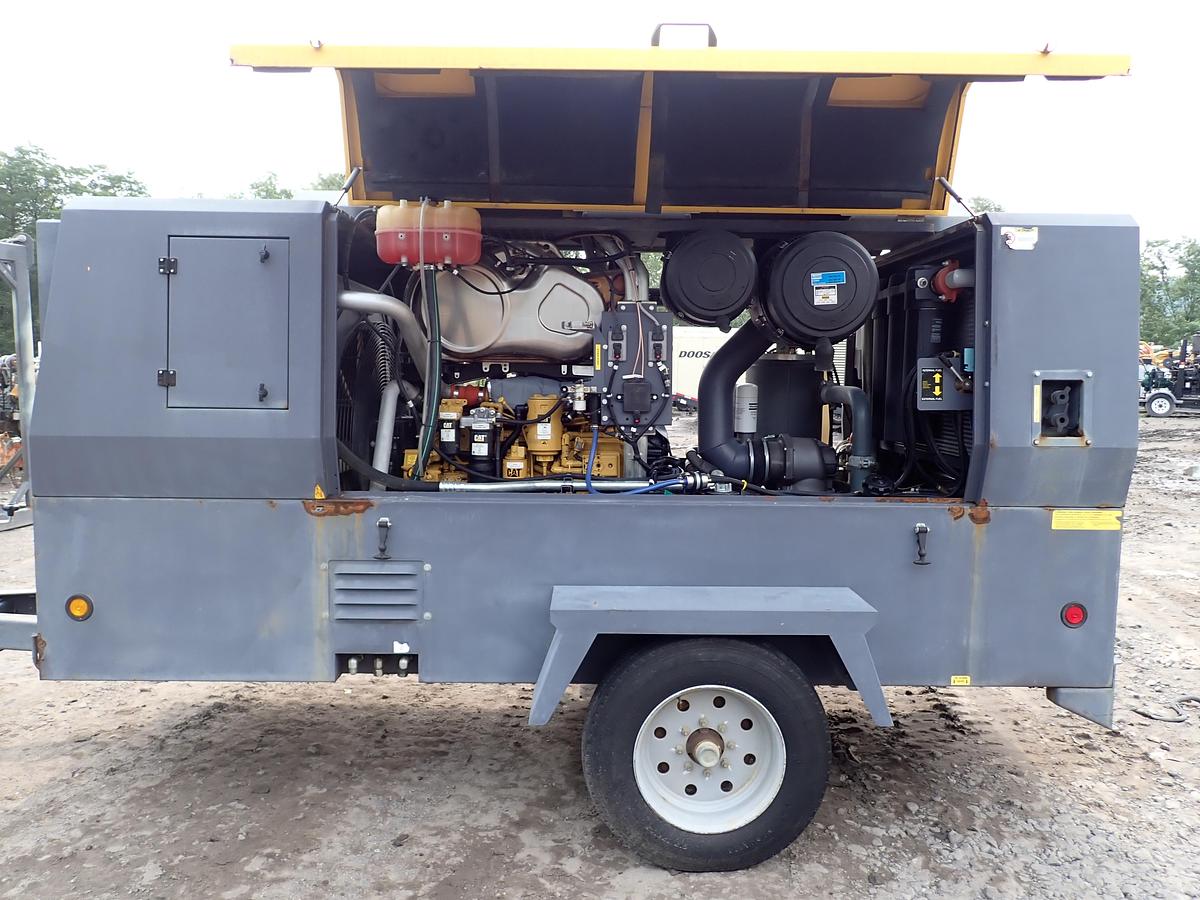 Used 2019 Atlas Copco XAS950 CD8 950 CFM Air Compressor