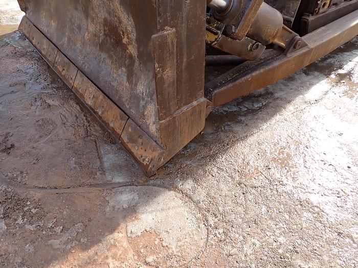 Used 1982 CAT D5B Crawler Dozer w/ CAB & WINCH 