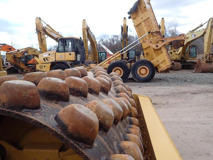 Used 2007 CAT CP-563E Padfoot Compactor