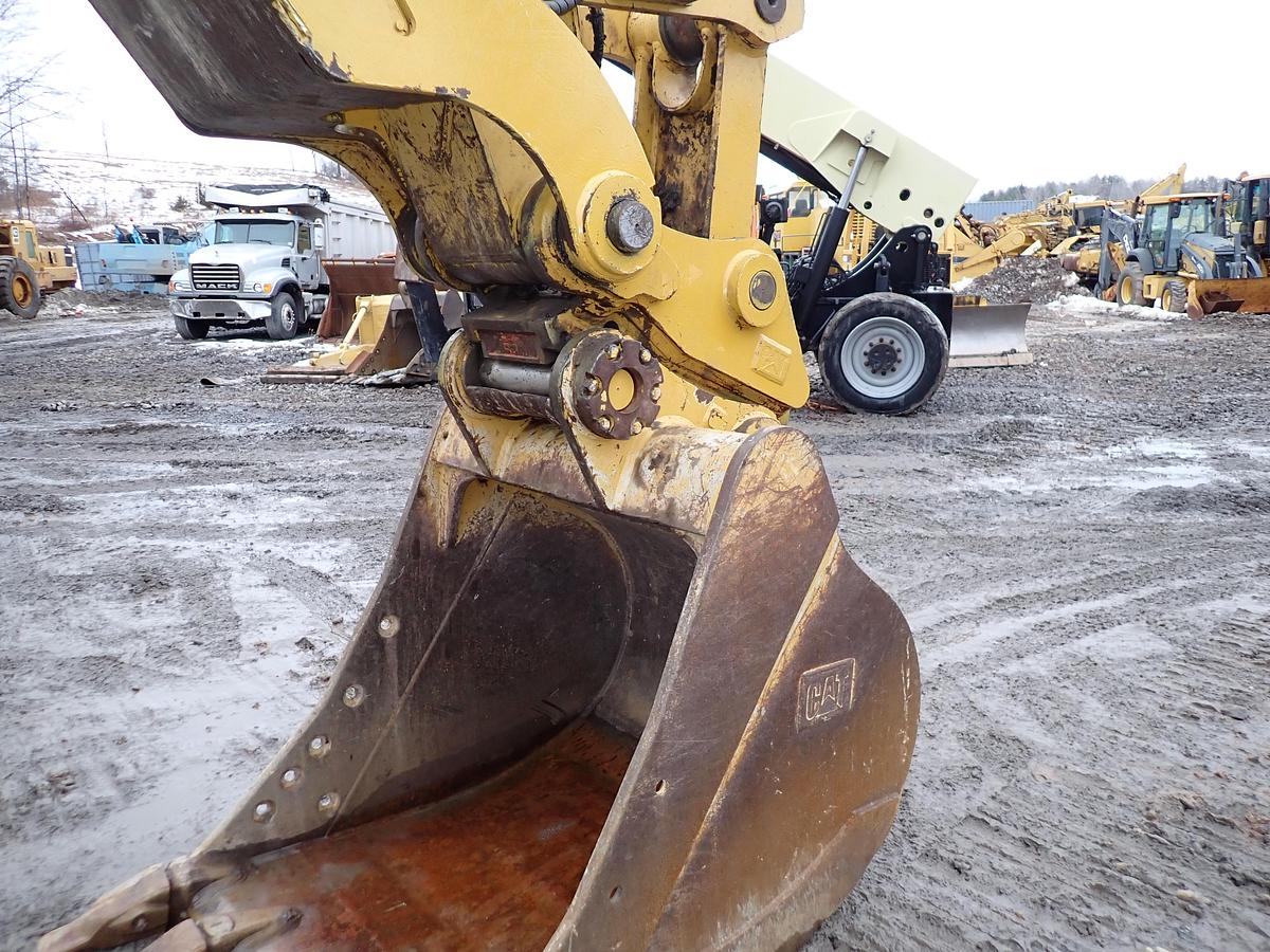 Used 2017 CAT 335F LCR Hydraulic Excavator w/ PROGRESSIVE THUMB!