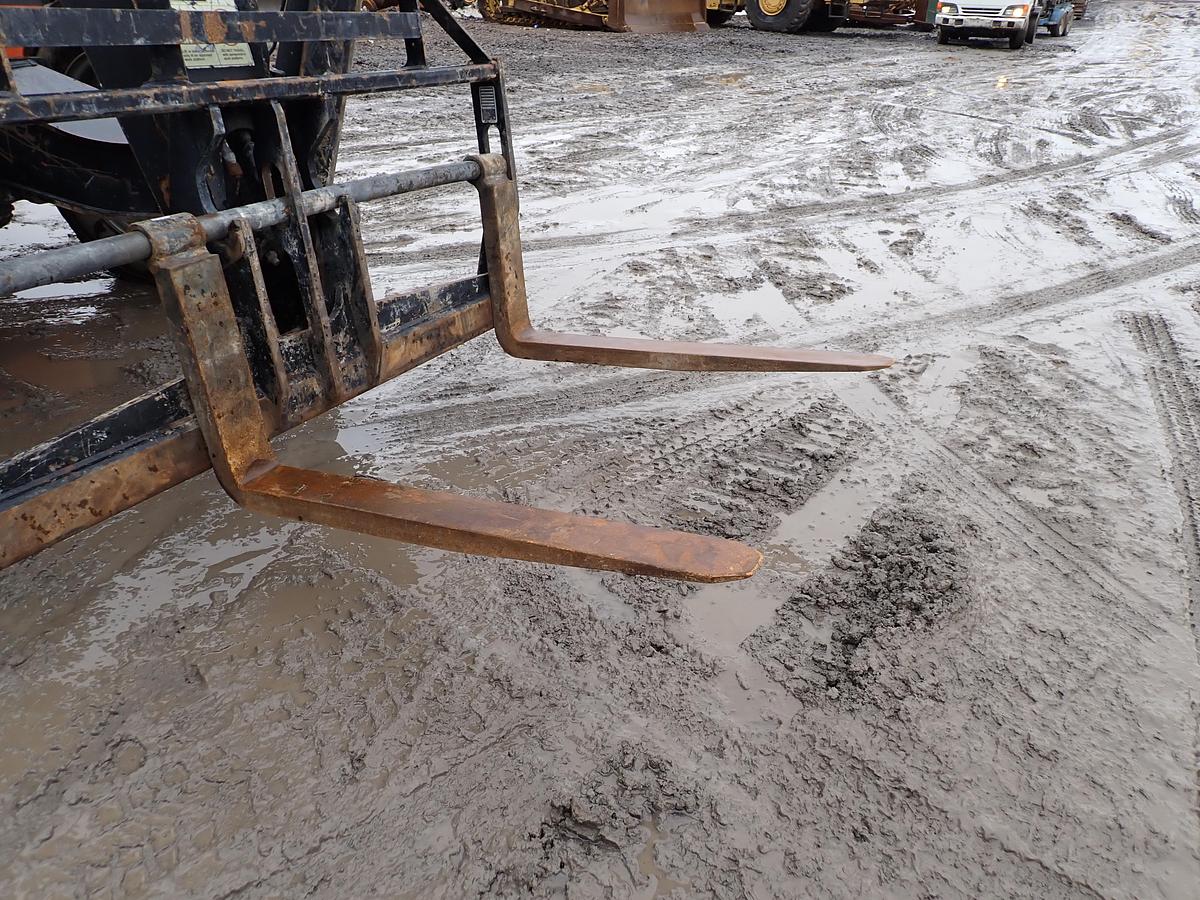 Used 2015 JLG G12-55A 12K Telehandler