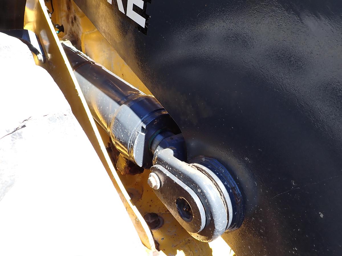 Used 2019 John Deere 744L Wheel Loader QUICK COUPLER!