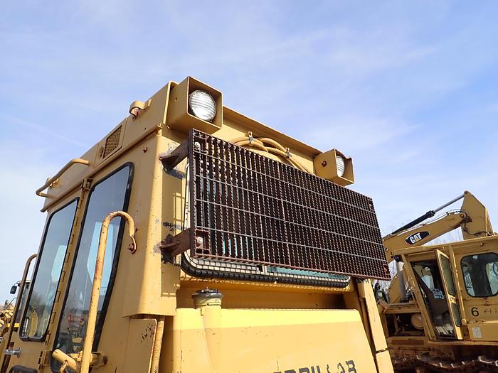Used 1982 CAT D5B Crawler Dozer w/ CAB & WINCH 