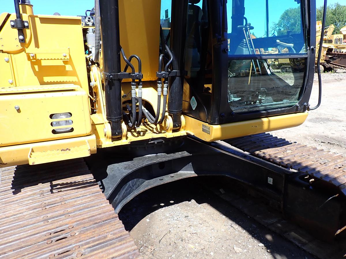 Used 2018 CAT 313FL GC Excavator HYDRAULIC THUMB