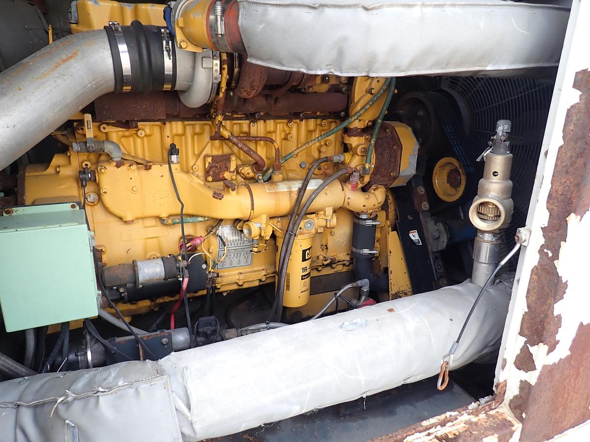 Used 2003 Sullair DE18 1550 CFM Oil Free Air Compressor CAT C16 8716 HRS