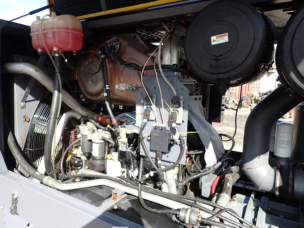 Used 2020 Atlas Copco XAS950 PD8 950 CFM Air Compressor 598 HOURS!!