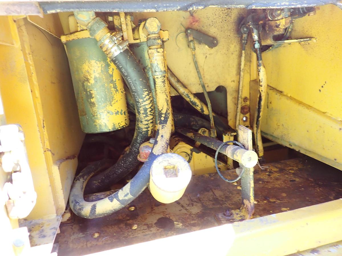 Used 1978 CAT D5B Crawler Dozer WINCH