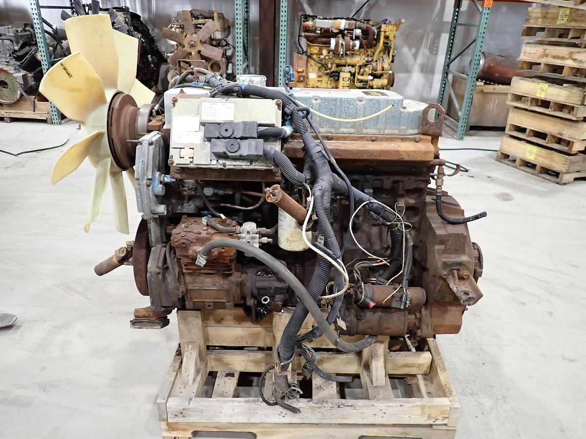 Used 2000 International DT530E Truck Engine