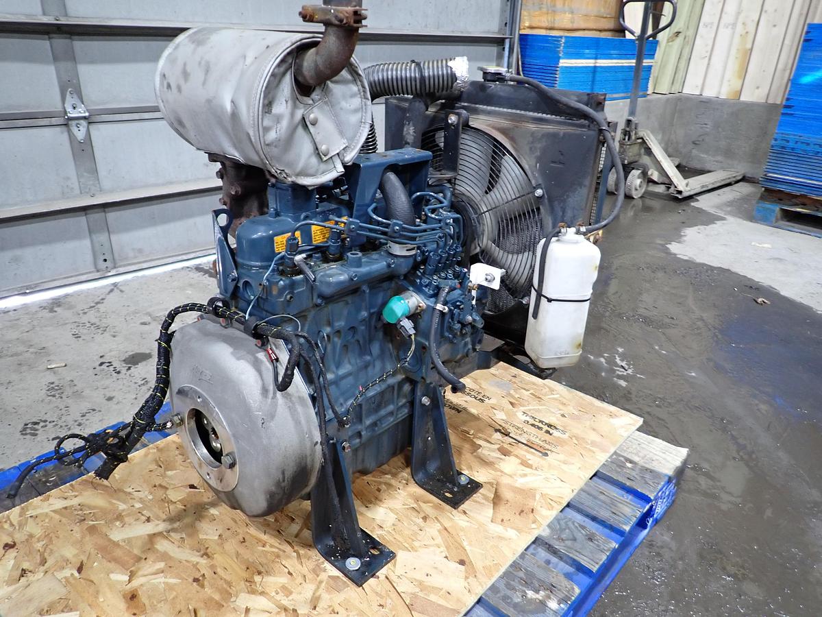 Used Kubota V1505-T Turbo Diesel Engine Power Unit 151 HOURS!