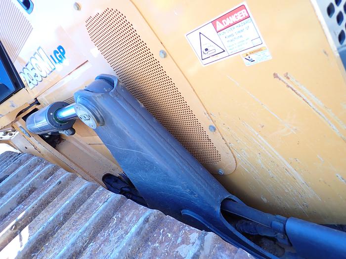 Used 2019 Case 2050M LGP