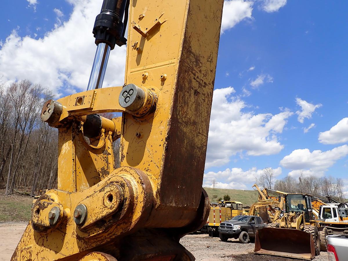 Used 2019 CAT 349FL Hydraulic Excavator 