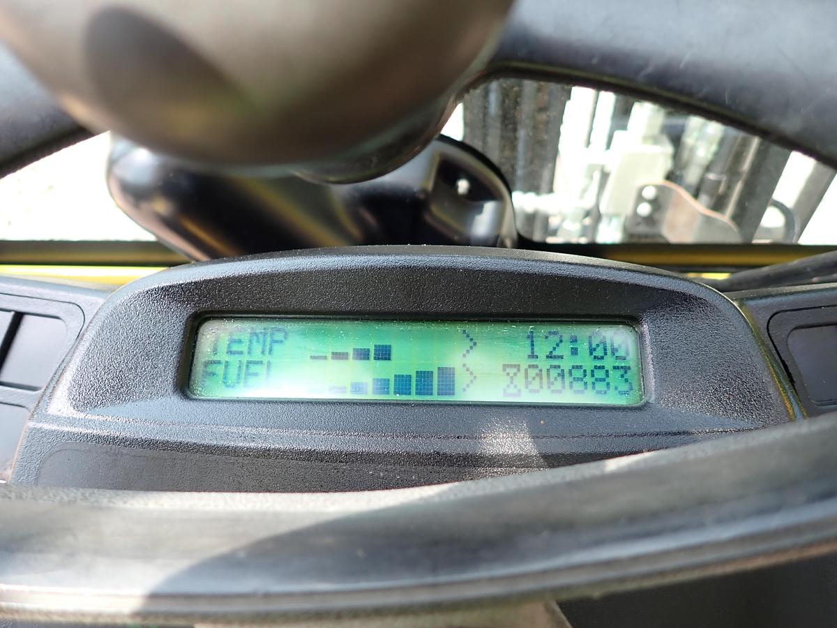 Used 2015 Hyster H80FT Diesel Forklift LOW HOURS! POSITIONERS!