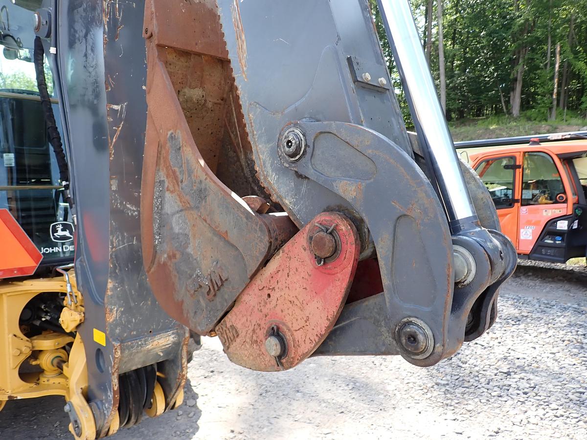 Used 2018 John Deere 410L Loader Backhoe LOADED! Q/C FORKS EXTENDAHOE