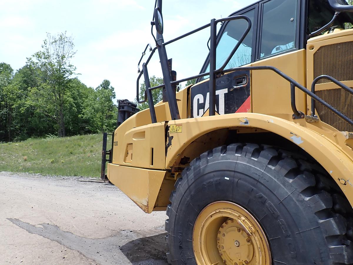 Used 2015 CAT 740B Articulated Haul Truck