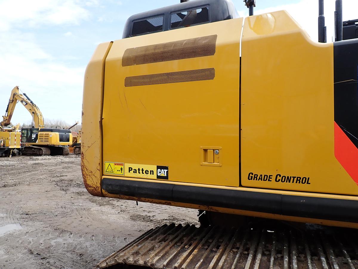Used 2015 CAT 329FL Hydraulic Excavator 