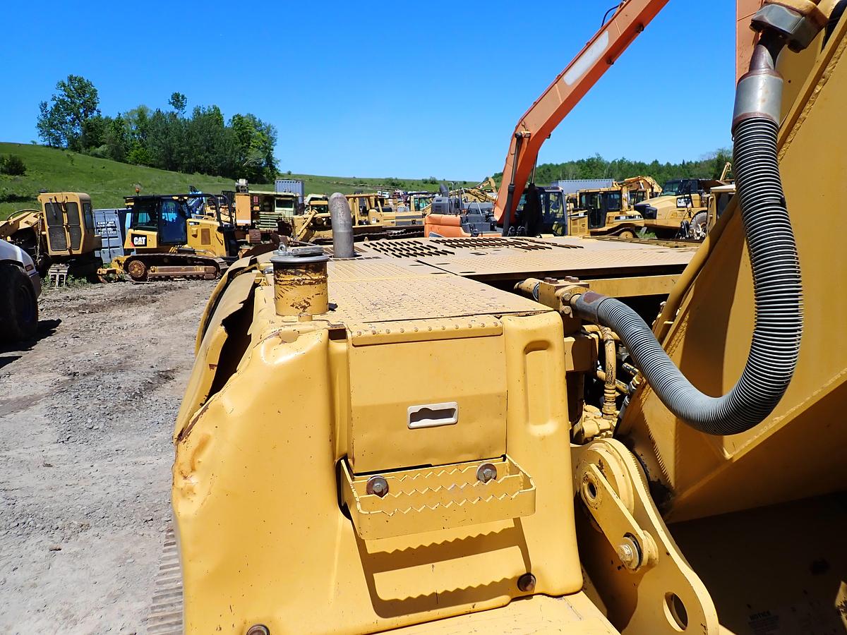 Used 2006 CAT 320CL