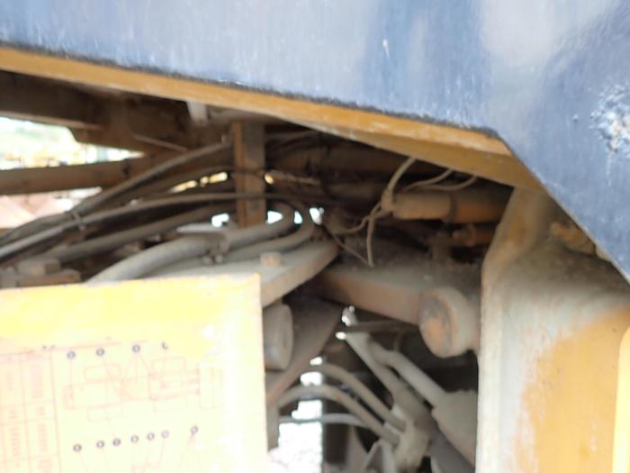 Used Dresser 530 Wheel Loader w/ FORKS & BUCKET