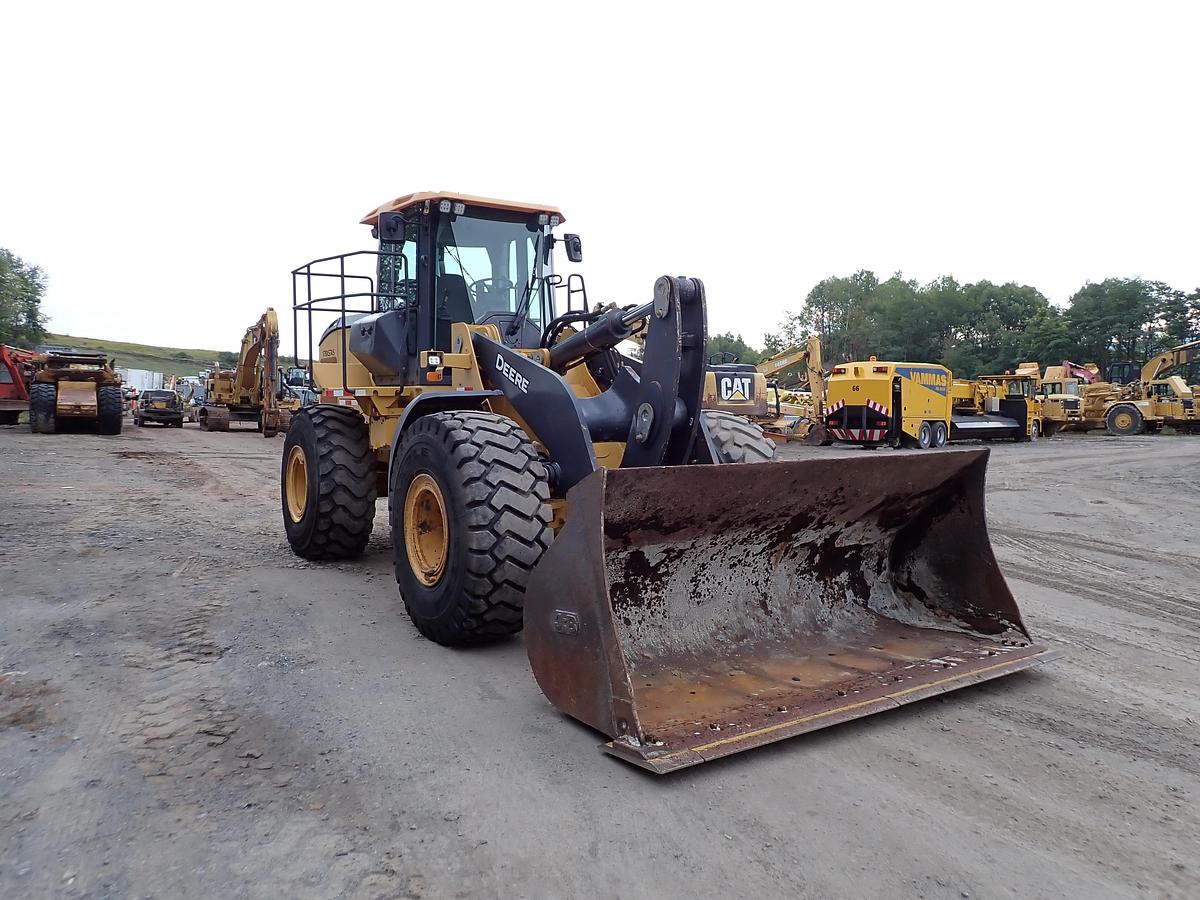 Used 2021 John Deere 724P Wheel Loader QUICK COUPLER