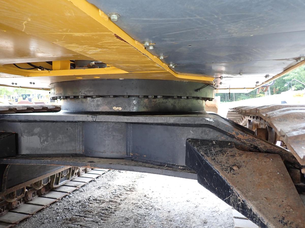 Used 2021 John Deere 870G LC Hydraulic Excavator MASS EXCAVATING BOOM