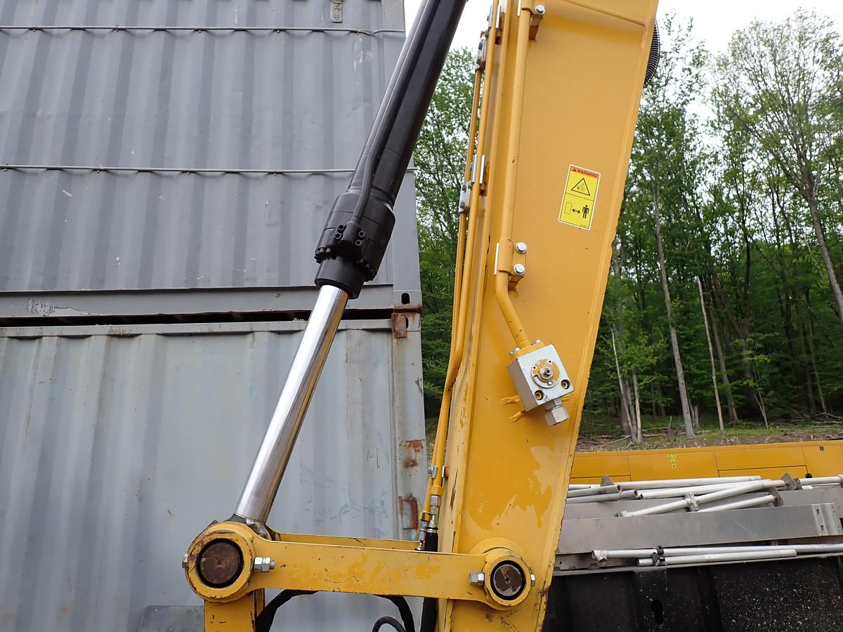 Used 2018 CAT 313FL Hydraulic Excavator FRONT BLADE