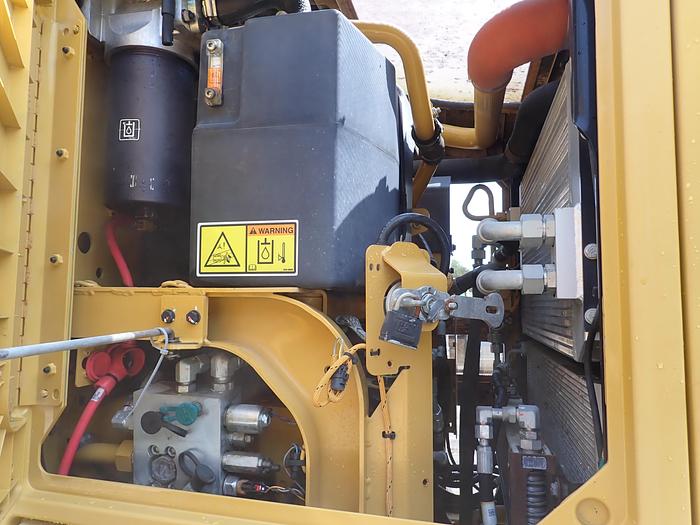 Used 2015 CAT 120M2 AWD