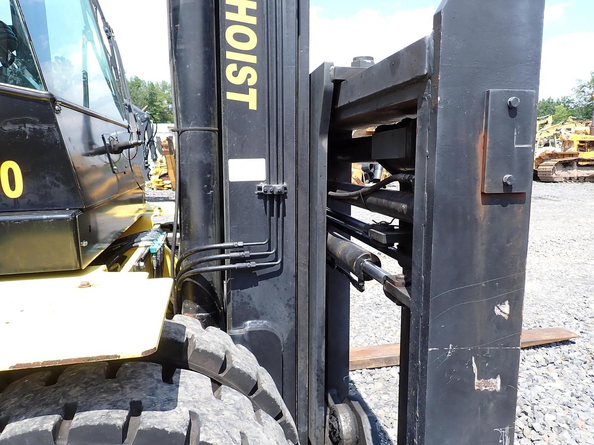 Used 2015 Hoist P300 30,000 Lb Forklift LOW HOURS!