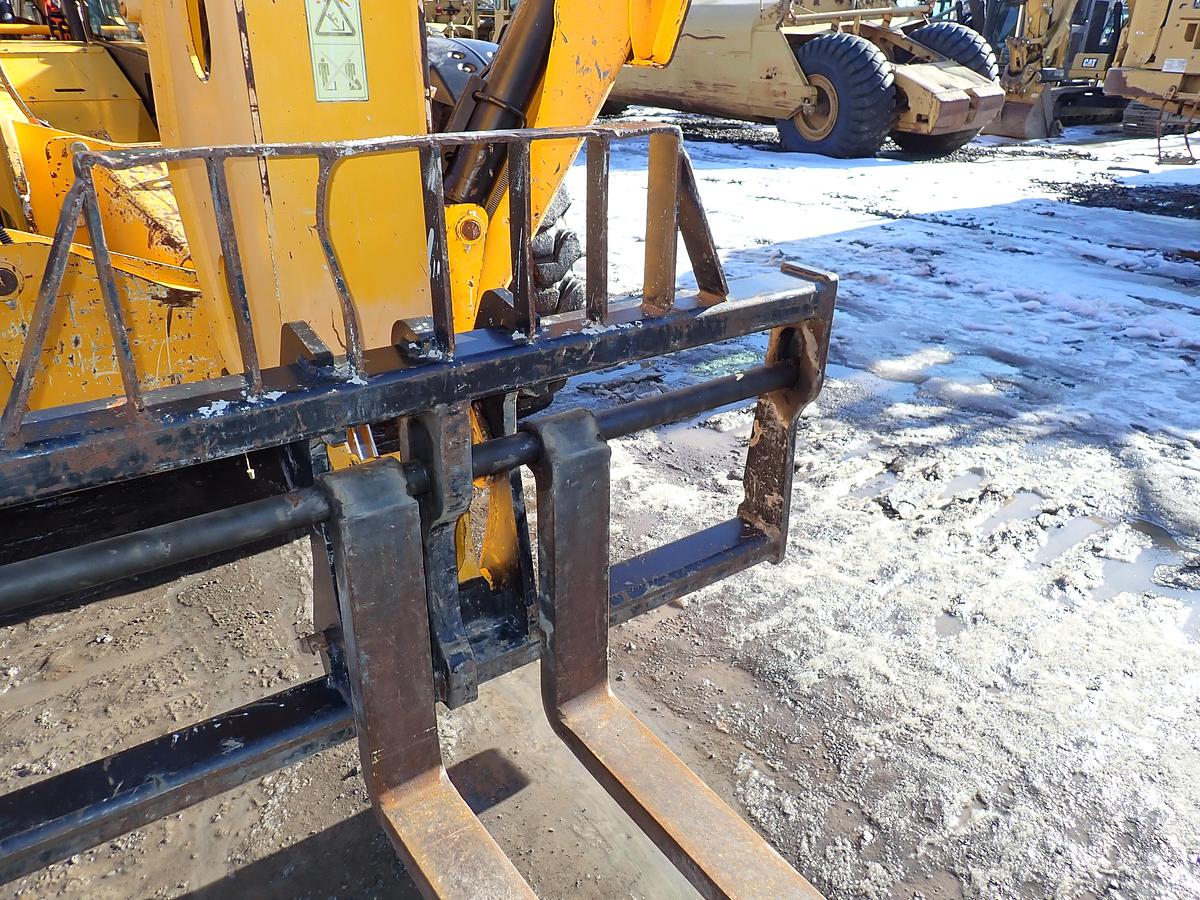 Used 2018 JCB 510-56 10K Telehandler