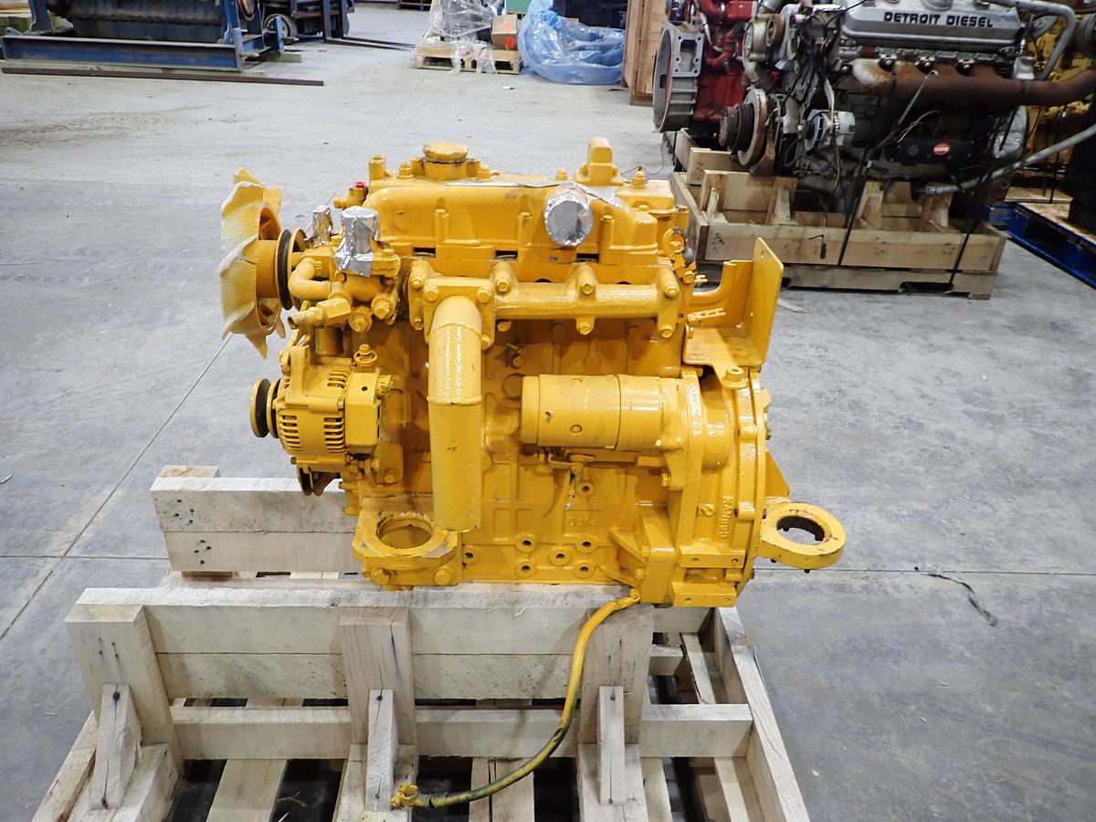 Used 2000 CAT 3024 Diesel Engine 304.5 EXCAVATOR