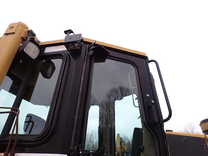 Used 2002 CAT D6M XL