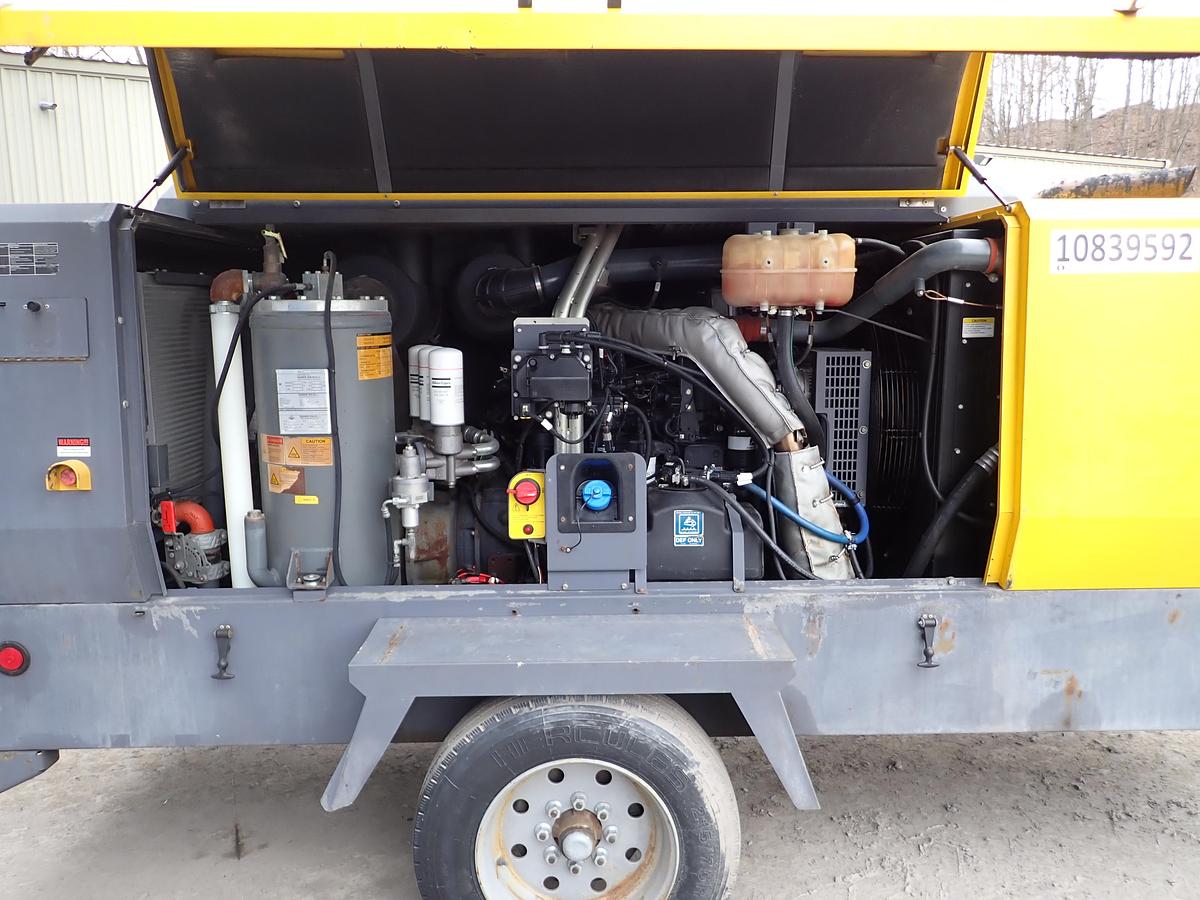 Used 2018 Atlas Copco XATS750 JD8 Air Compressor 175 PSI!