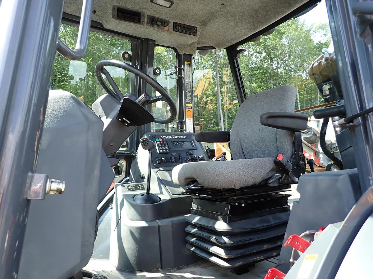 Used 2018 John Deere 410L Loader Backhoe LOADED! Q/C FORKS EXTENDAHOE