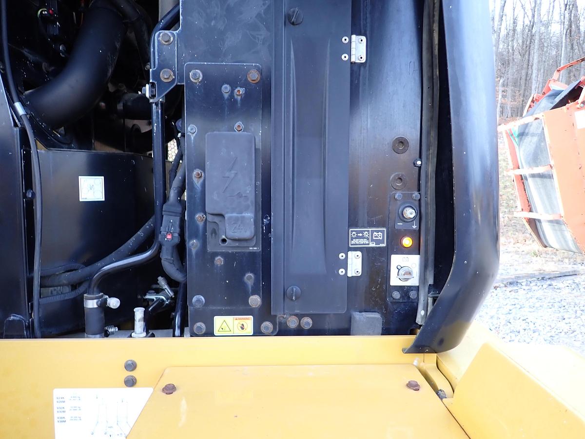 Used 2017 CAT 926M Wheel Loader 738 ORIGINAL HOURS!