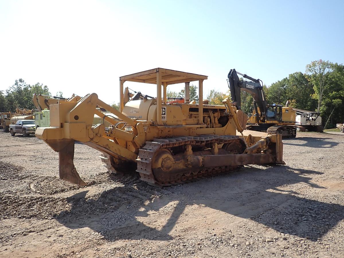 Used 1971 CAT D8H Crawler Dozer w/ RIPPER!