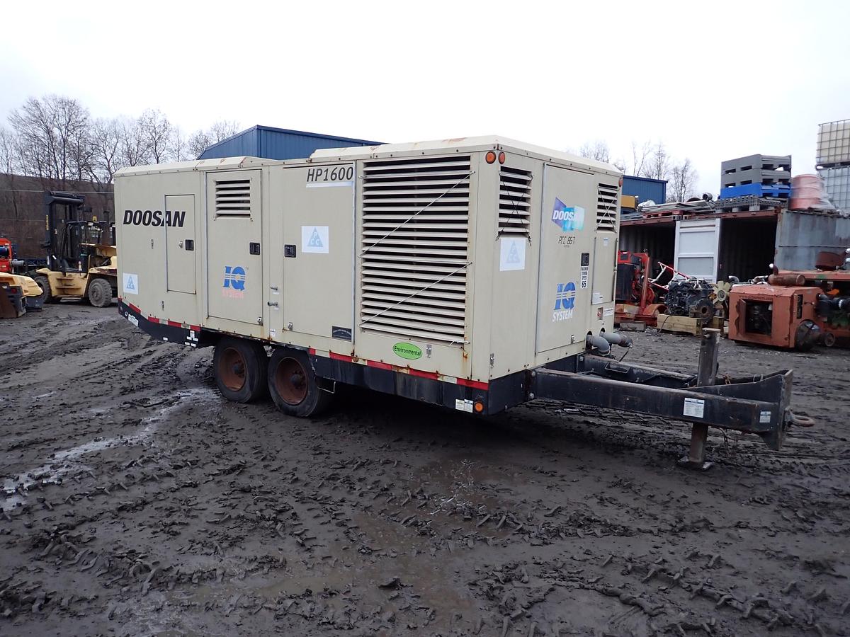 Used 2014 Doosan HP1600 Air Compressor