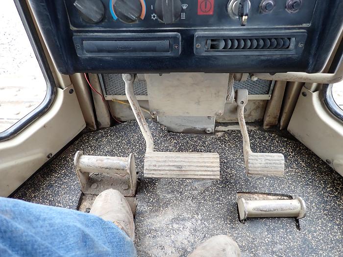 Used 2002 CAT D6M XL