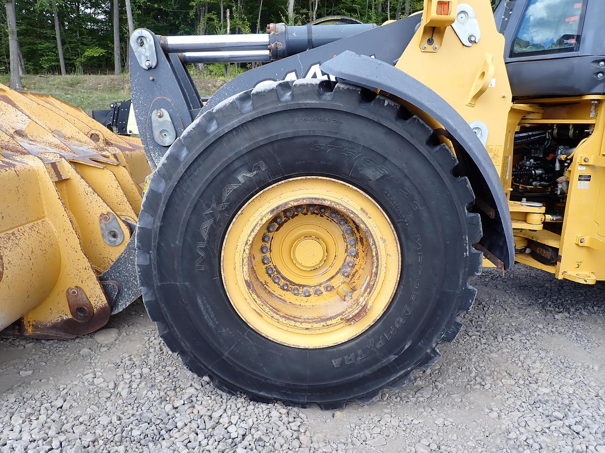 Used 2017 John Deere 844K III Wheel Loader AGGREGATE HANDLER