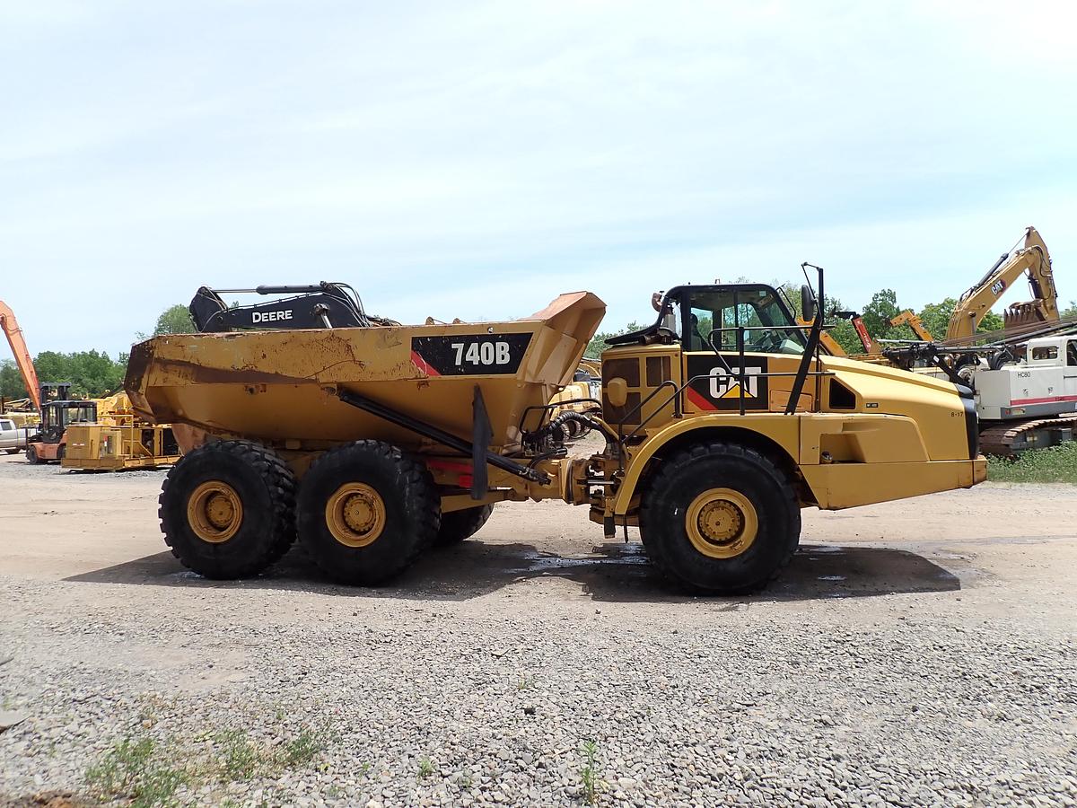 Used 2015 CAT 740B Articulated Haul Truck
