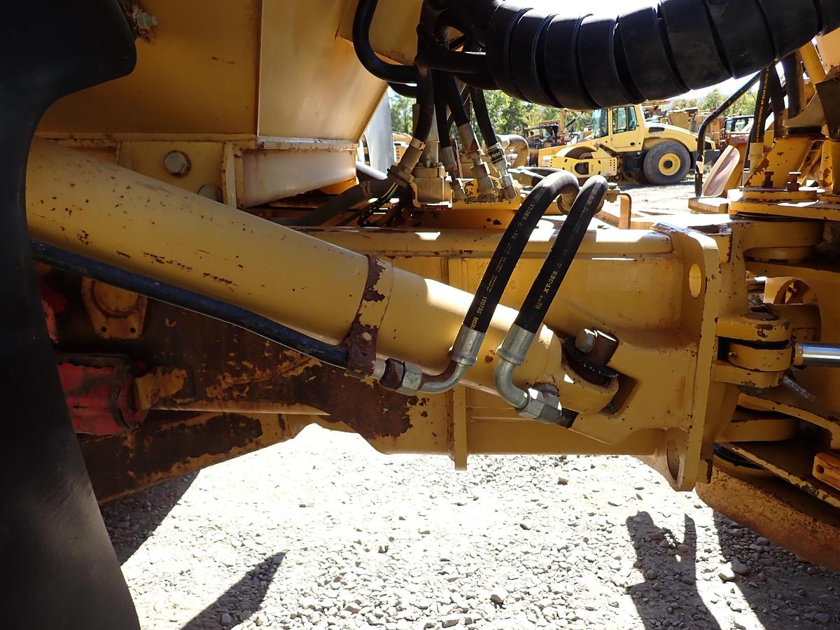 Used 2004 CAT 735 Articulated Haul Truck