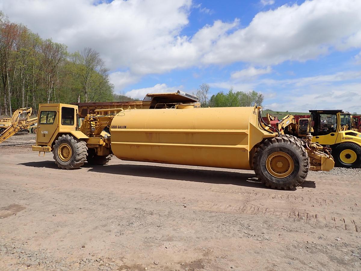 Used 1979 CAT 613B 5000 Gallon Water Wagon