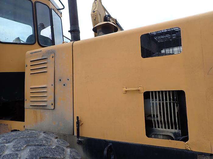 Used Dresser 530 Wheel Loader w/ FORKS & BUCKET