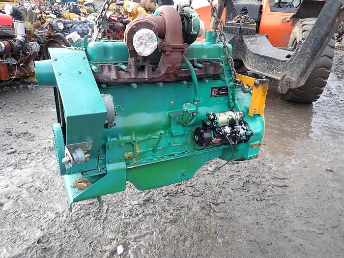 Used Komatsu S6D105-1 Turbo Diesel Engine LOW HOURS! Onan 0665T