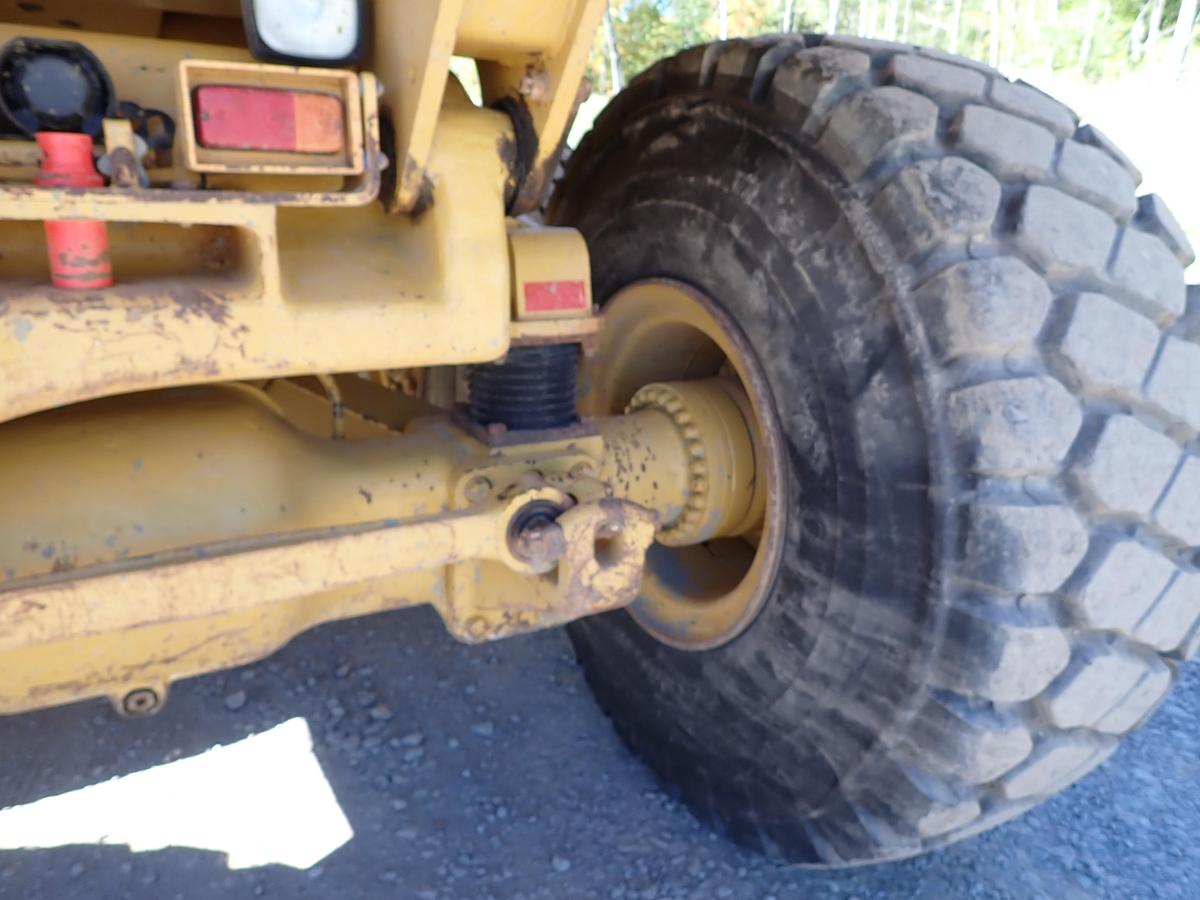 Used 2004 CAT 735 Articulated Haul Truck