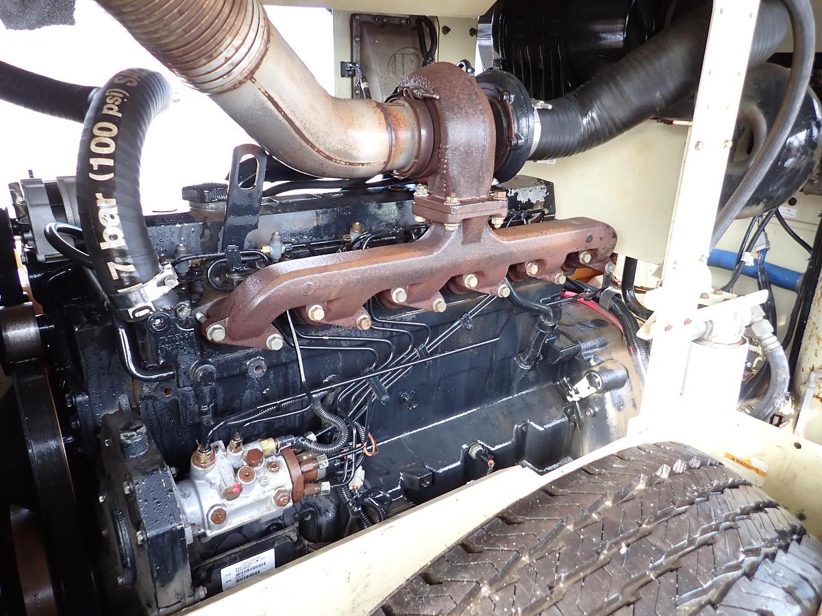 Used 2004 Ingersoll Rand VHP400WIR