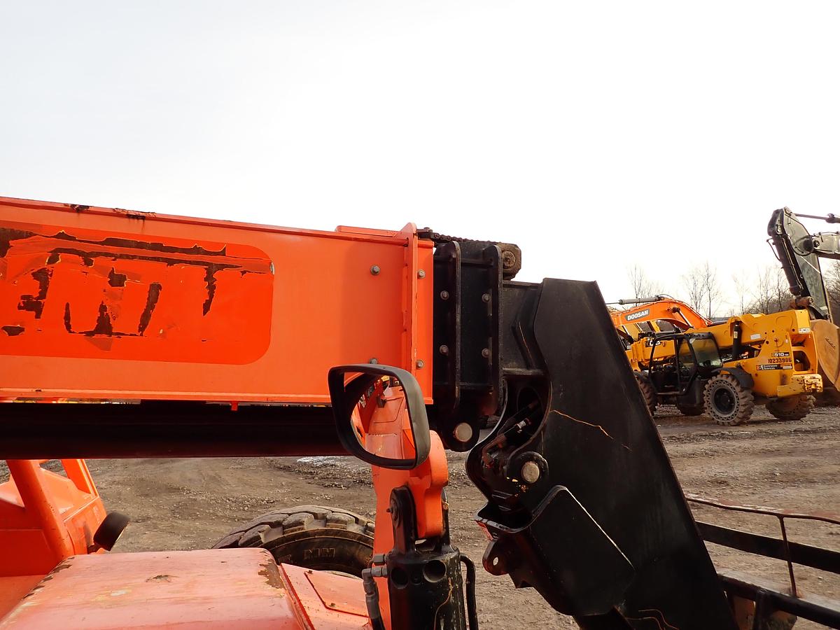 Used 2018 Skytrak 8042 8K Telehandler